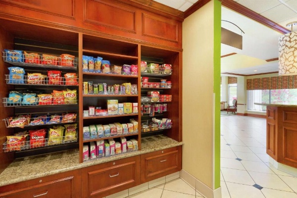 Hilton Garden Inn Shreveport image 8